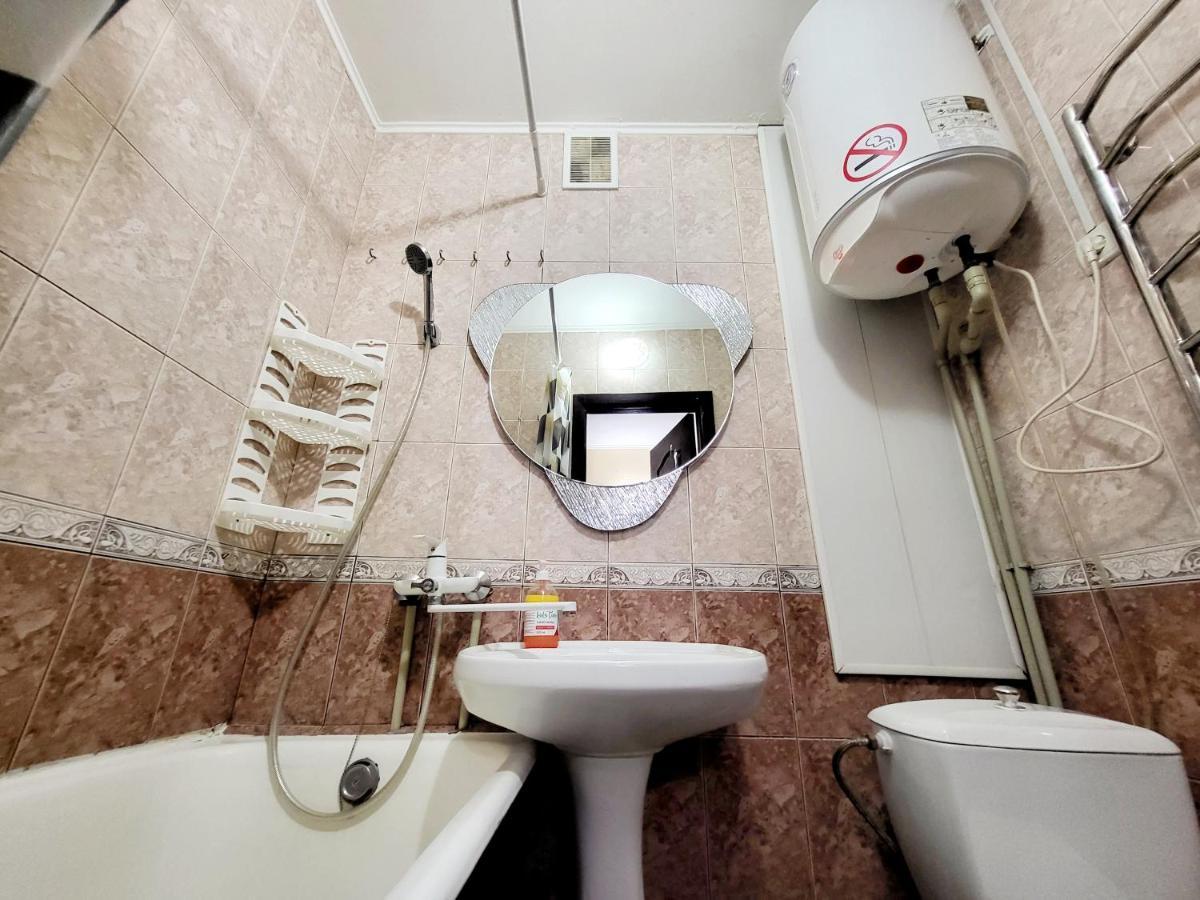 2кімнатна квартира в центрі Дніпра біля Госпіталю 2rooms Apartment in downtown Дніпро Екстер'єр фото