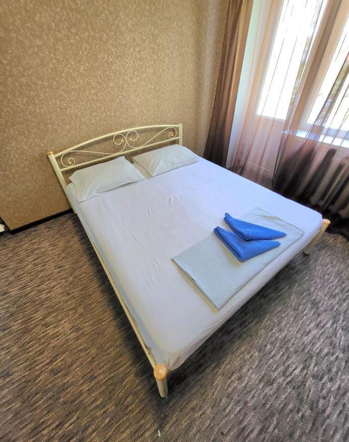2кімнатна квартира в центрі Дніпра біля Госпіталю 2rooms Apartment in downtown Дніпро Екстер'єр фото