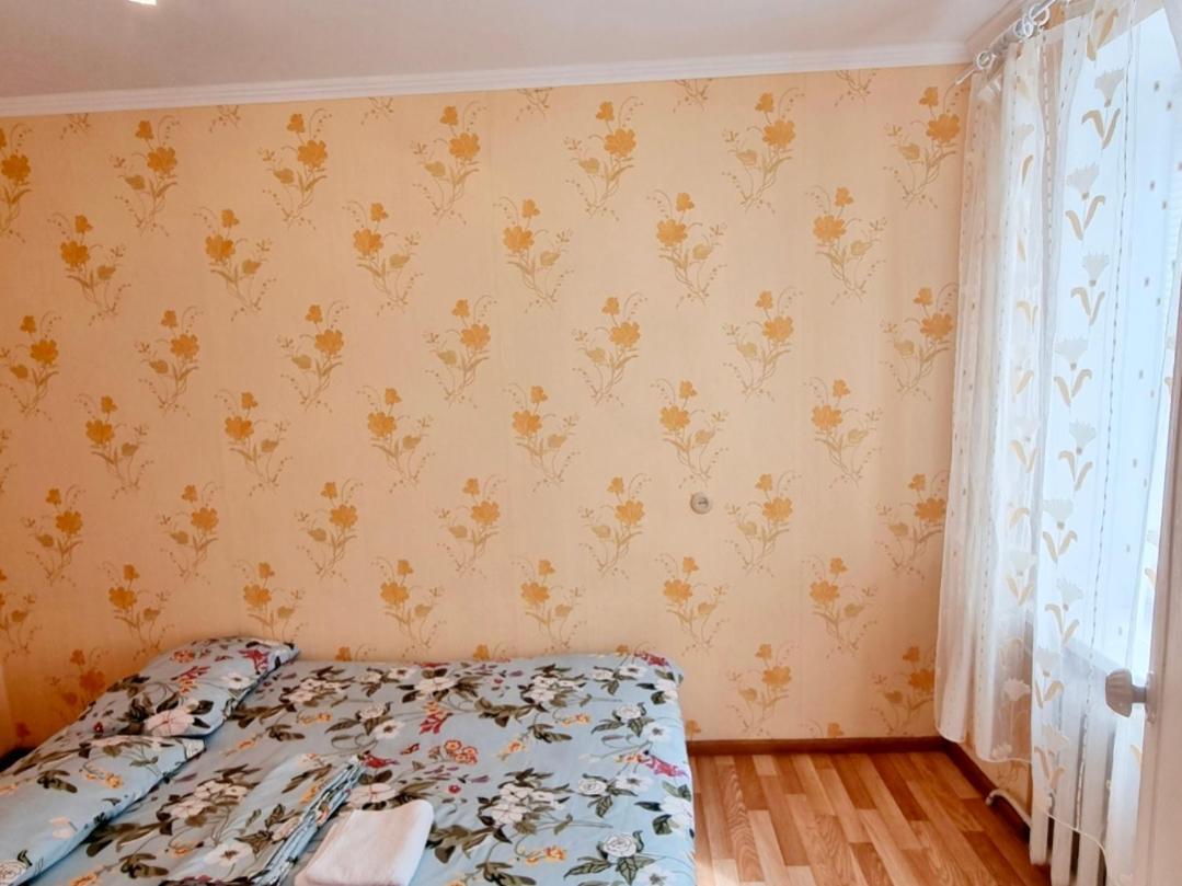 2кімнатна квартира в центрі Дніпра біля Госпіталю 2rooms Apartment in downtown Дніпро Екстер'єр фото